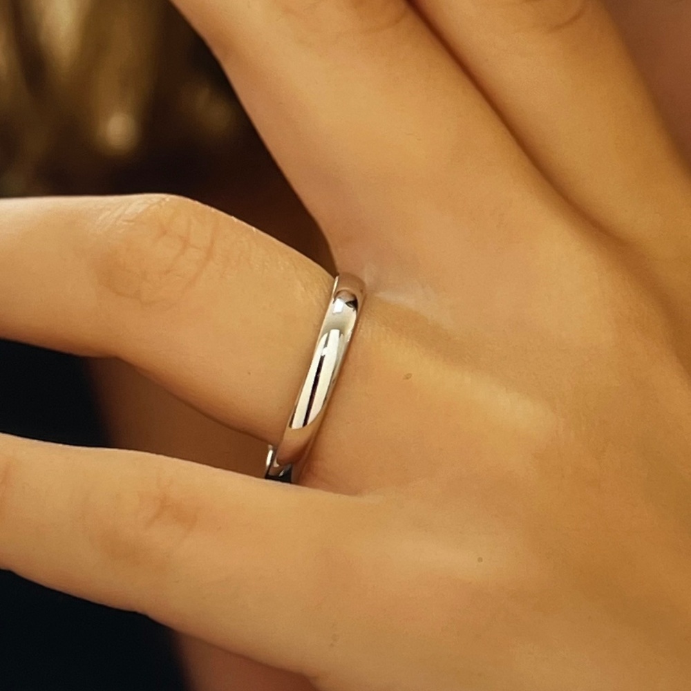Classic Ring In 14k White Gold Unisex Size 6